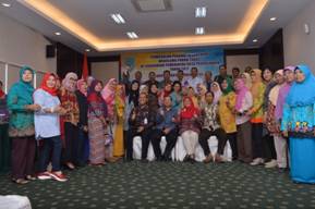 image004